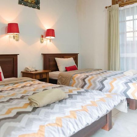 Si Doi Kuta Hotel Kuta  Ngoại thất bức ảnh