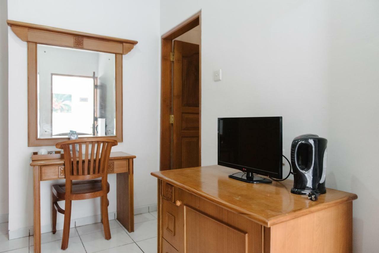 Si Doi Kuta Hotel Kuta  Ngoại thất bức ảnh
