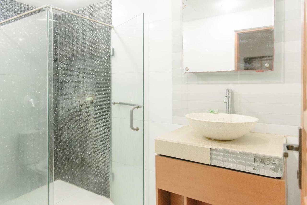 Si Doi Kuta Hotel Kuta  Ngoại thất bức ảnh