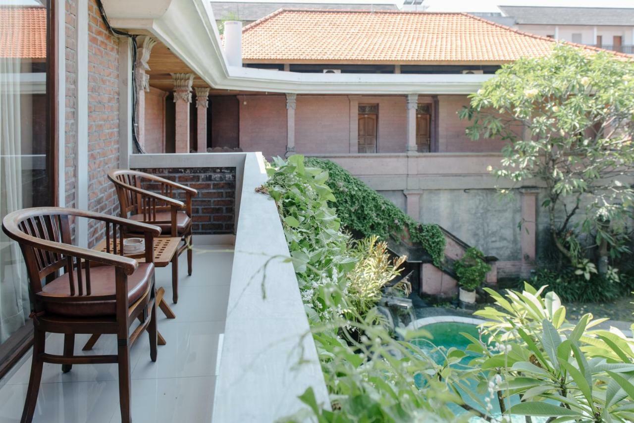 Si Doi Kuta Hotel Kuta  Ngoại thất bức ảnh