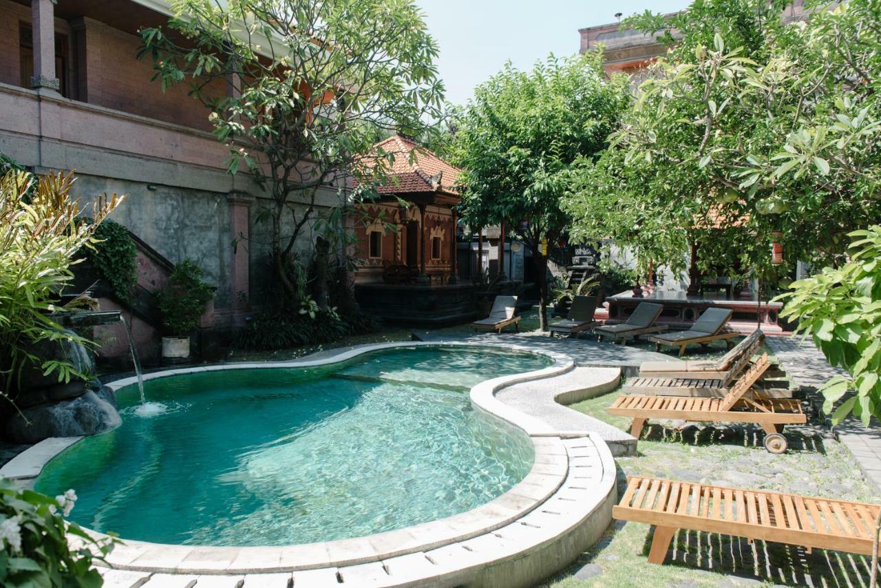 Si Doi Kuta Hotel Kuta  Ngoại thất bức ảnh